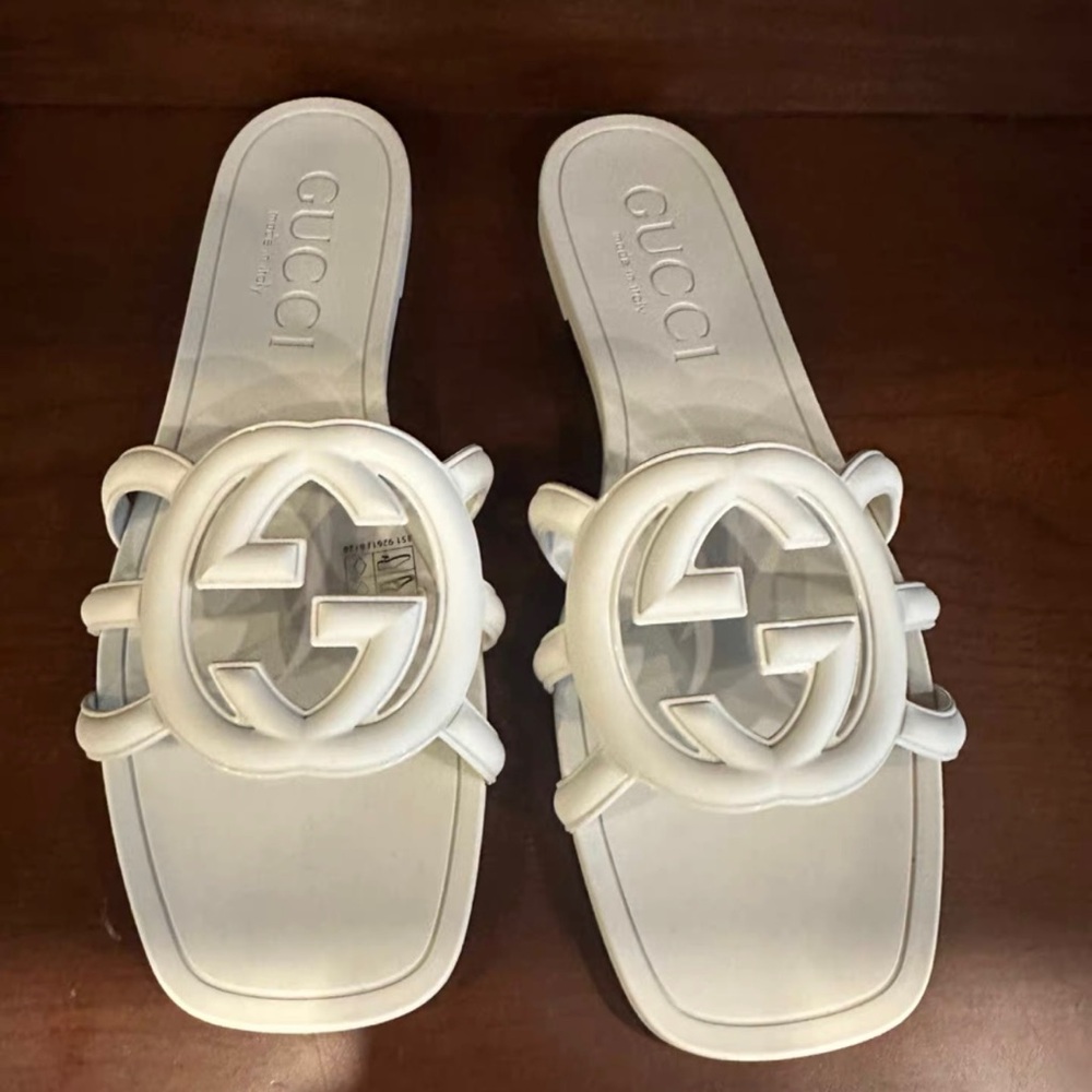 Gucci White Sandals